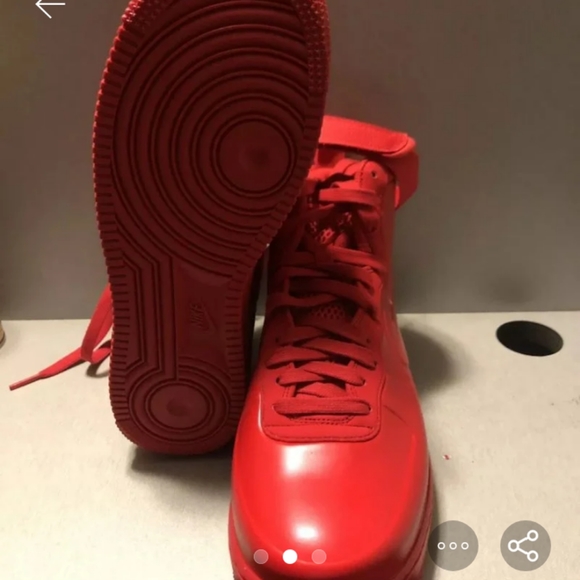 Air Force 1 - Picture 3 of 3